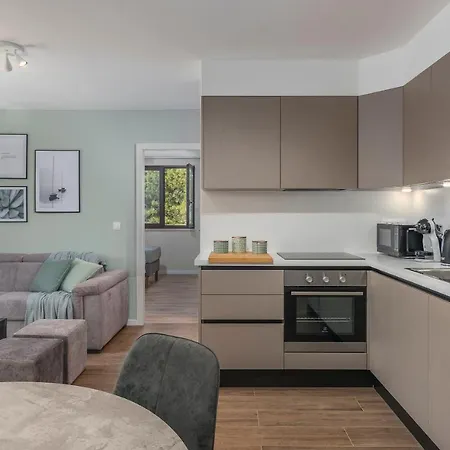 Just Renovated Stylish 2 Bedrooms Apartment Only A Few Steps From The Beach! Novigrad Istria Exterior foto